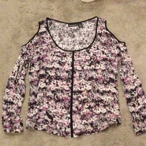 DKNY Long Sleeve Cold Shoulder Top Sz S NWT
